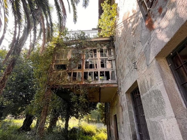 Casona con finca en Viveiro. 